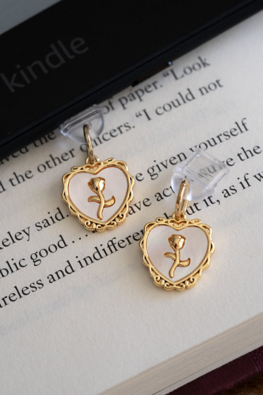 Gilded Rose Kindle Dust Plug Charm