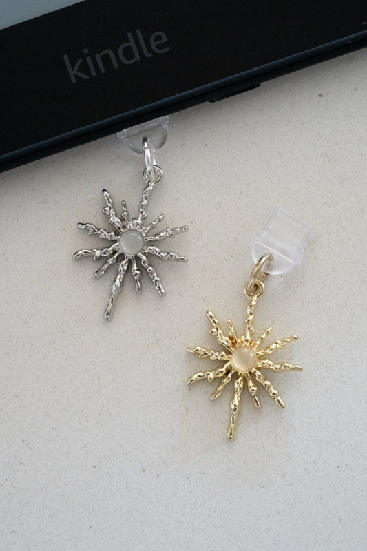 Starburst Kindle Dust Plug Charm