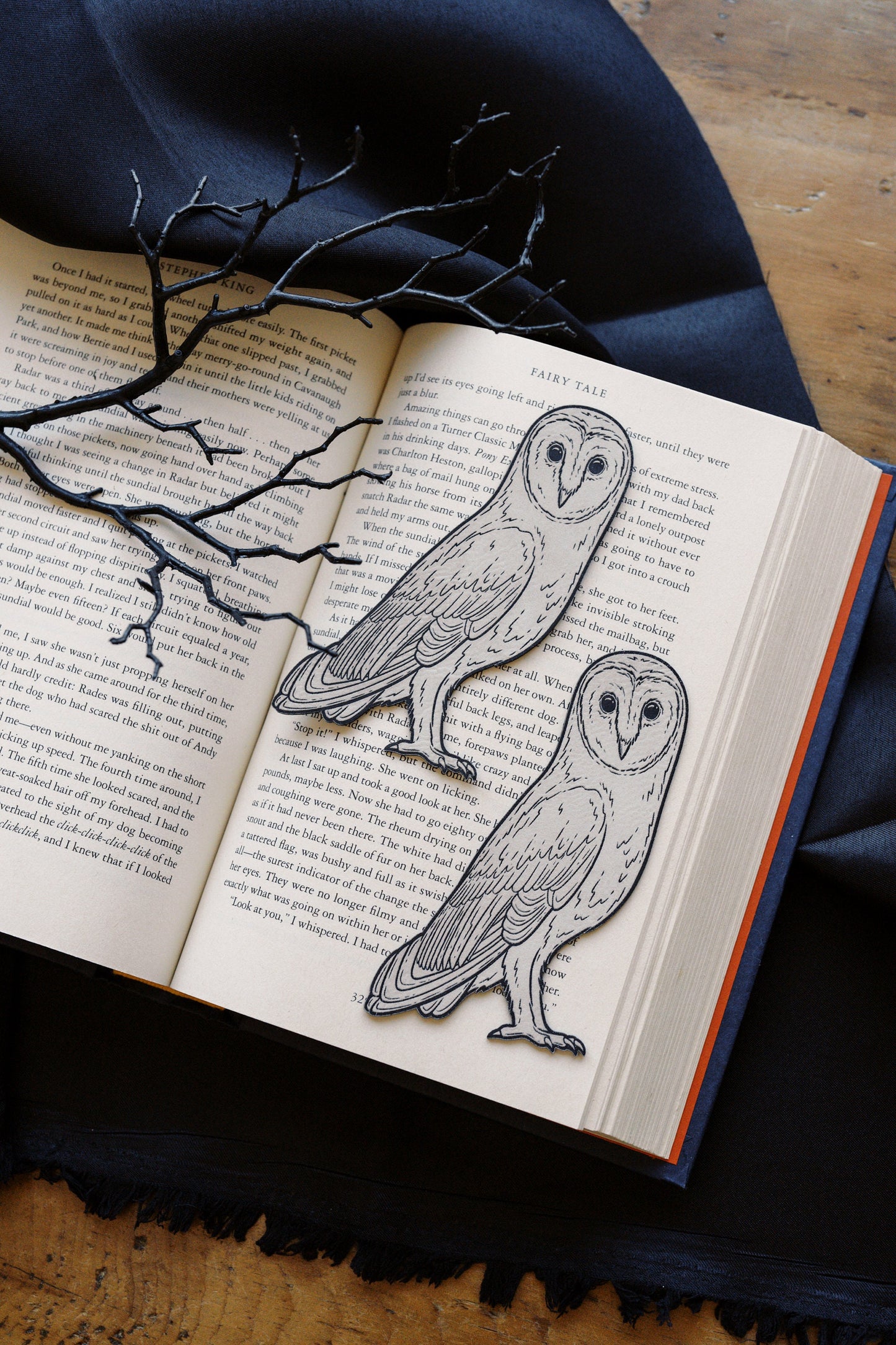 Snowy Owl Faux Leather Bookmark, Fantasy Bookmark, Elven-Inspired Bookmark, Gift for Readers, Magic Bookmark, Witchy Bookmark