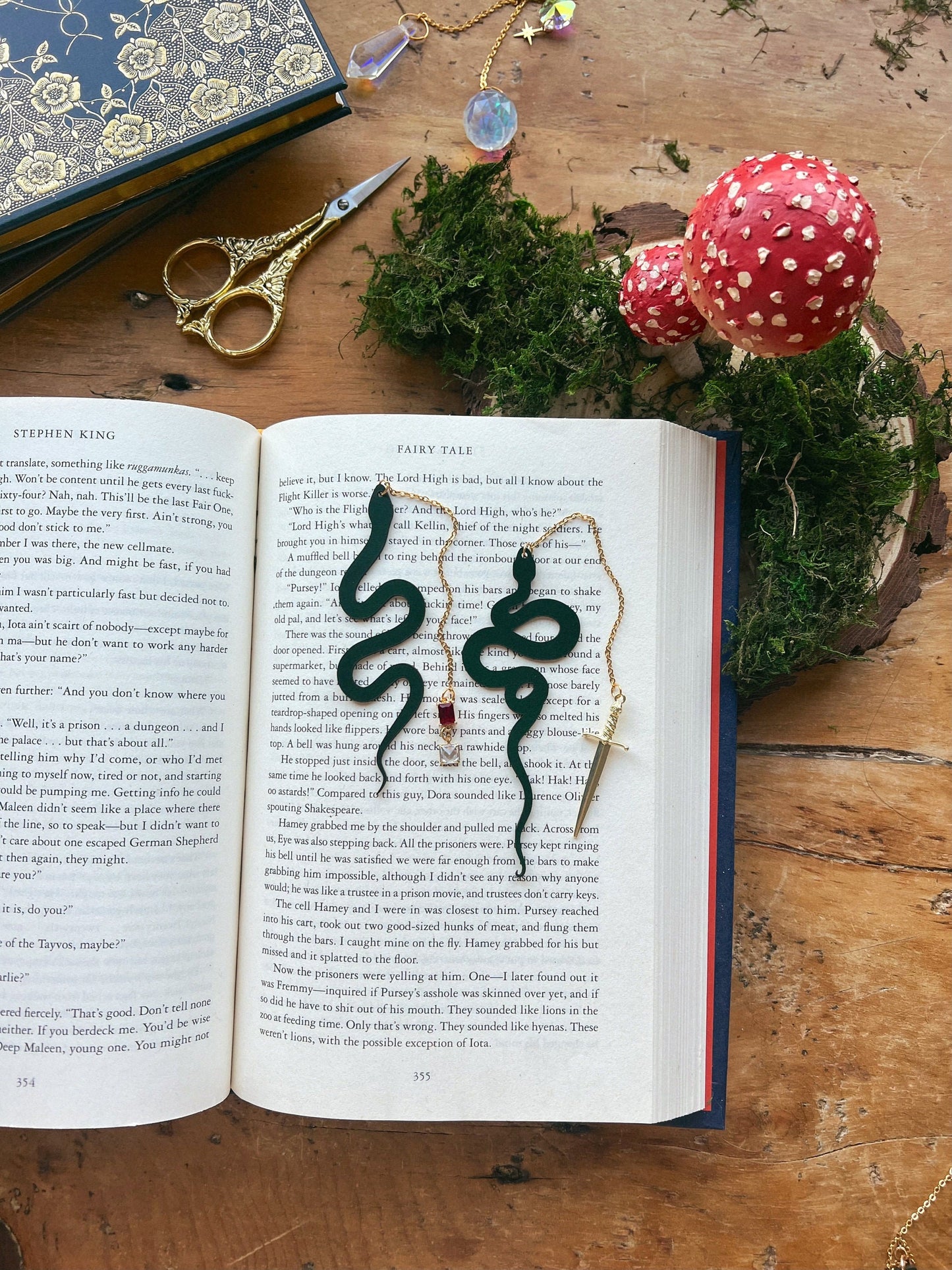 Mini Snake Leather Bookmark Set, Fantasy Bookmark, Elven-Inspired Bookmark, Gift for Readers, Witchy Bookmark, Booktok