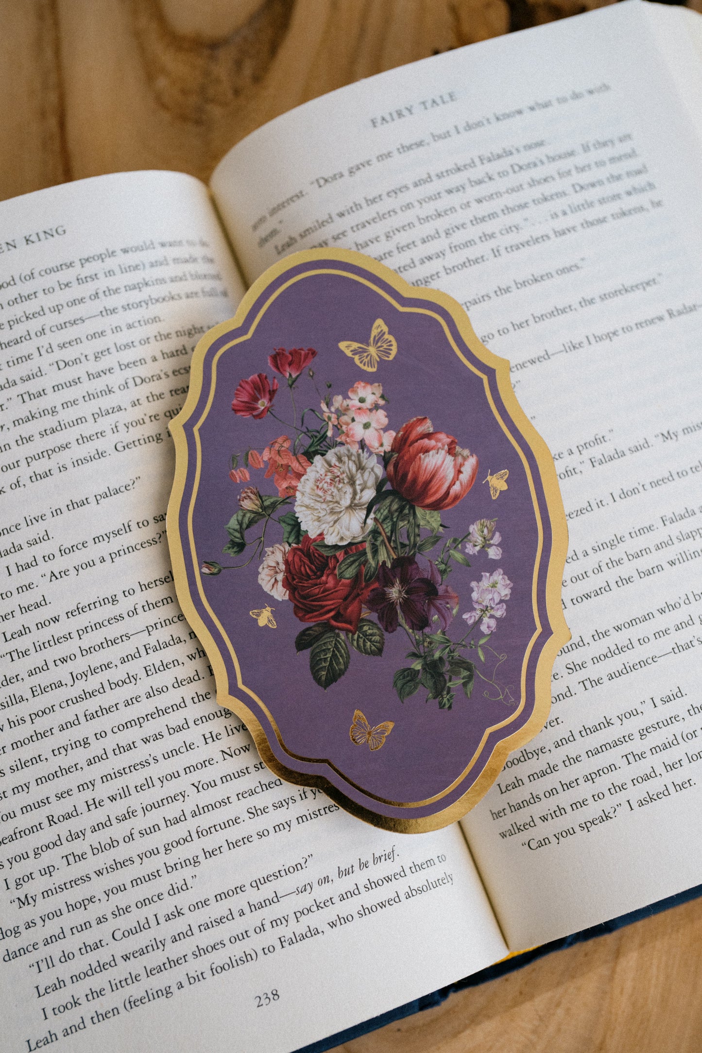 Vintage Botanicals Gold Foil Bookmark