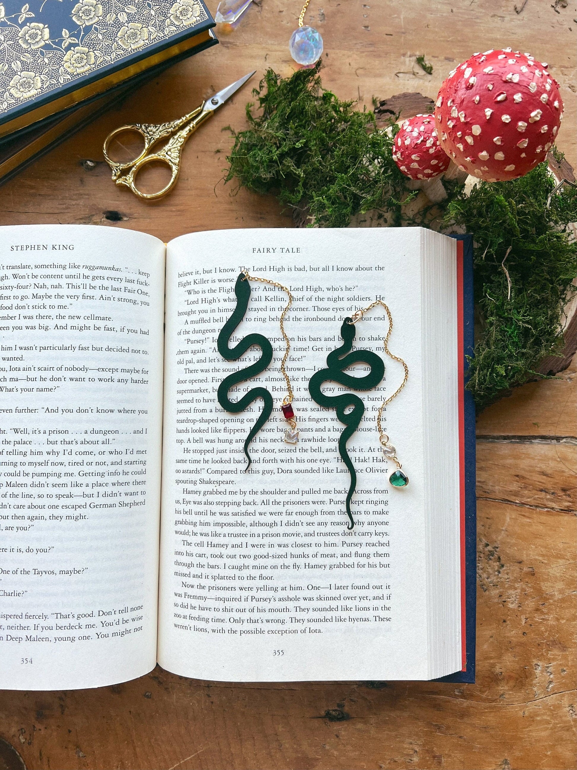 Mini Snake Leather Bookmark Set, Fantasy Bookmark, Elven-Inspired Bookmark, Gift for Readers, Witchy Bookmark, Booktok