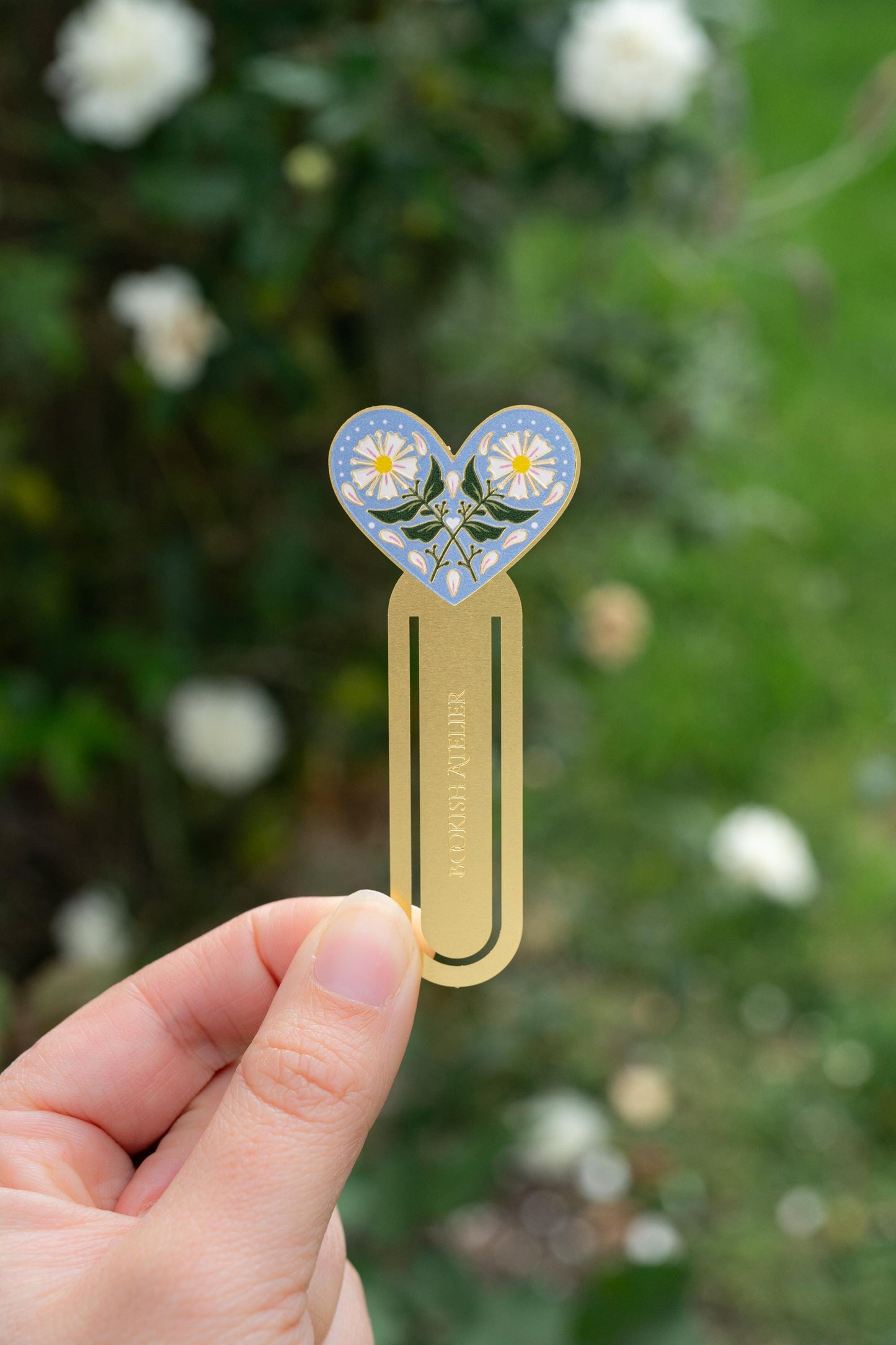 Blue Daisy Heart Metal Bookmark Clip